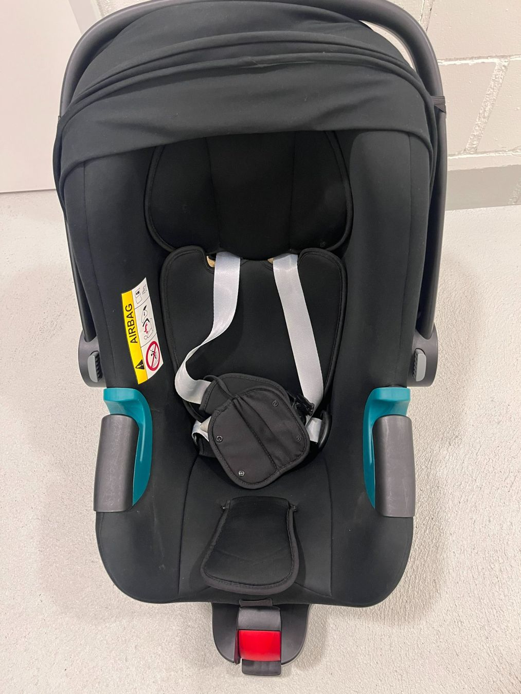 Sièges auto: Babyschale – D'occasion à Würenlingen par ara_dlb6