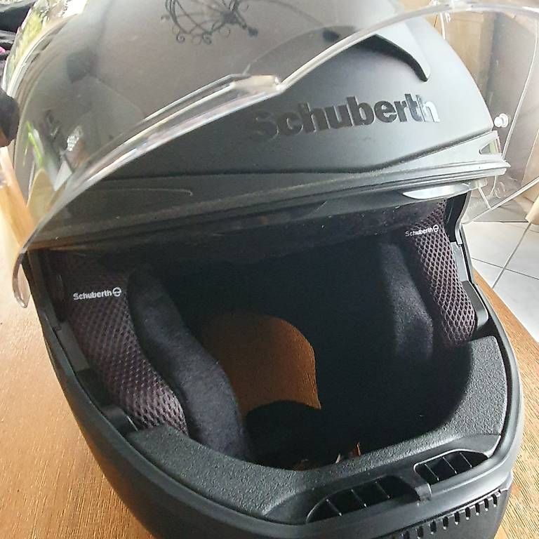 Casques & visières: Casque Schuberth – D'occasion à Carouge GE par john03 2