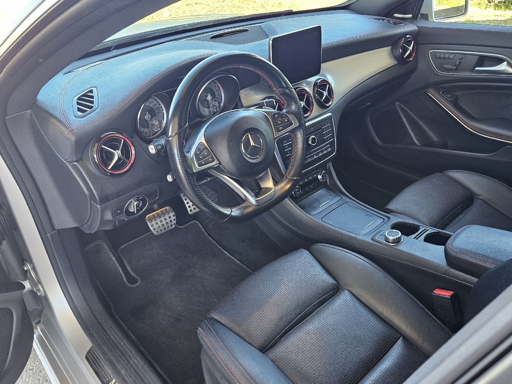 Mercedes-Benz Automobili: Mercedes CLA 250 sport – Usato da La Chaux-de-Fonds venduto da mat_9rlj 8