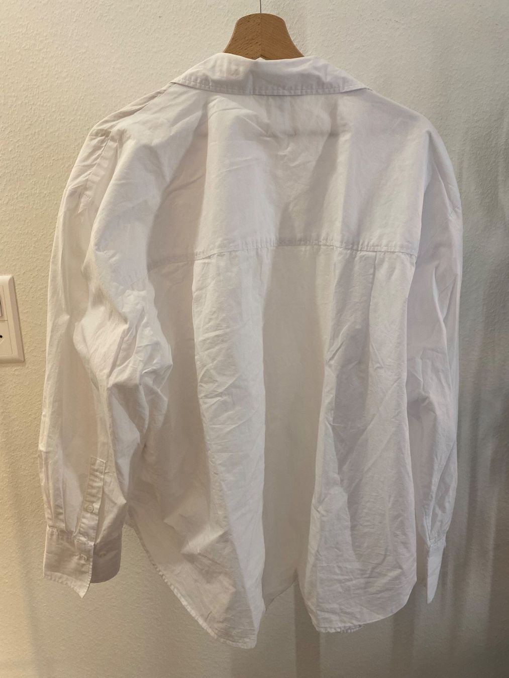 H&M Blusen: H&M Bluse oversized weiss Gr. XL / Gr. 48 - 52 – Gebraucht aus Pratteln von a23_j2gs 3
