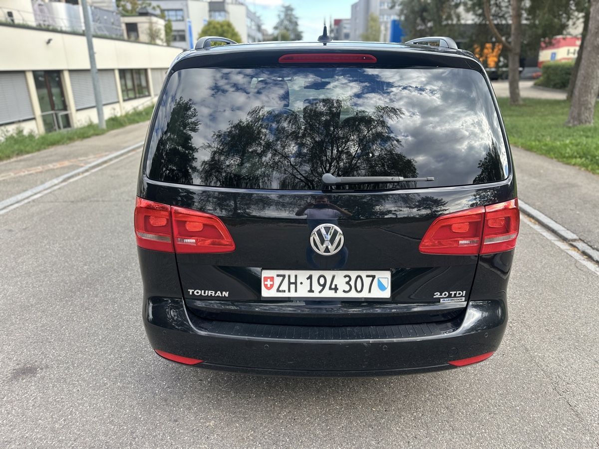 VW Automobili: VW Touran 2.0 Tdi frisch ab MFK – Usato da Fällanden venduto da May-bach 1