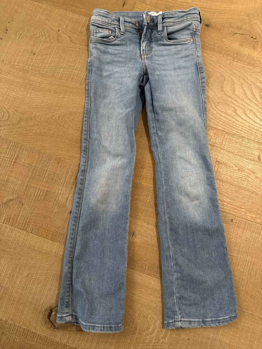 Pantalons: Jeanshosen Mädchen – D'occasion à Lupsingen par tike47 3