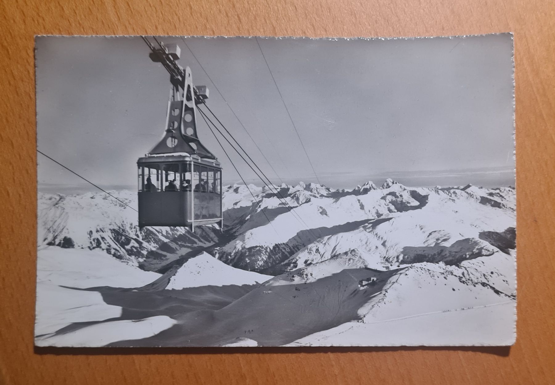 Cartoline postali: Luftseilbahn Parsenn, Davos 1957 – Usato da Ebikon venduto da Donar50