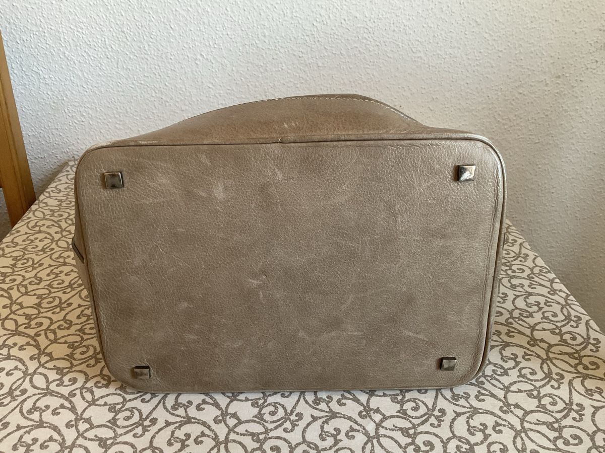 Borse da donna: Handtasche / Beutel, beige, gute Zustand. – Usato da Adliswil venduto da stikovo 3