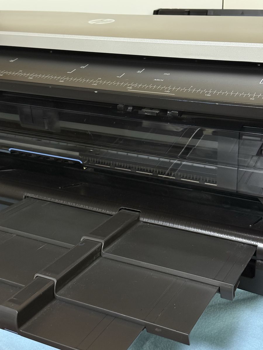 Hewlett Packard Stampanti: HP DesignJet T830 Printer – Nuovo (secondo la descrizione) da Kilchberg ZH venduto da lilinha_artes 7