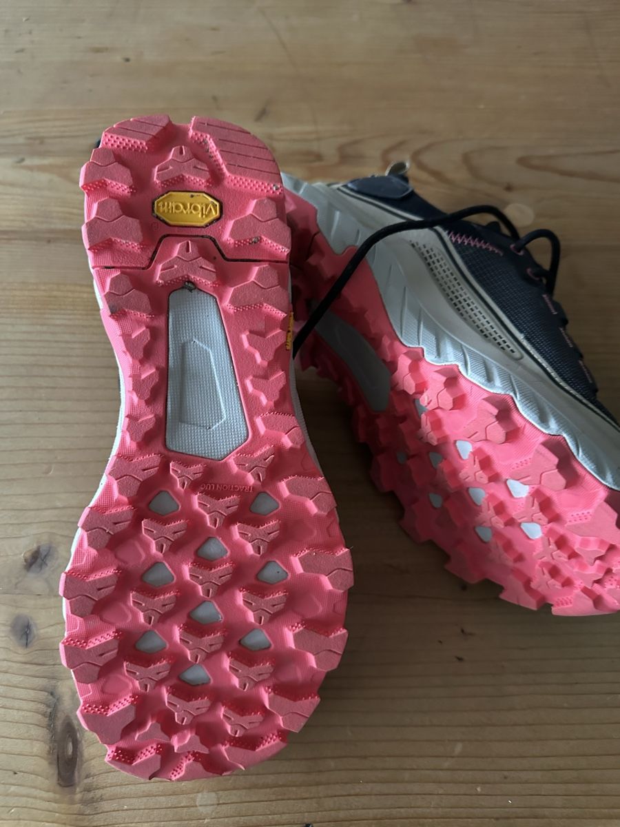 Scarpe da donna: Trekkingschuh Gr. 38. Neuwertig – Usato da Rüschlikon venduto da 8942Oberrieden 2