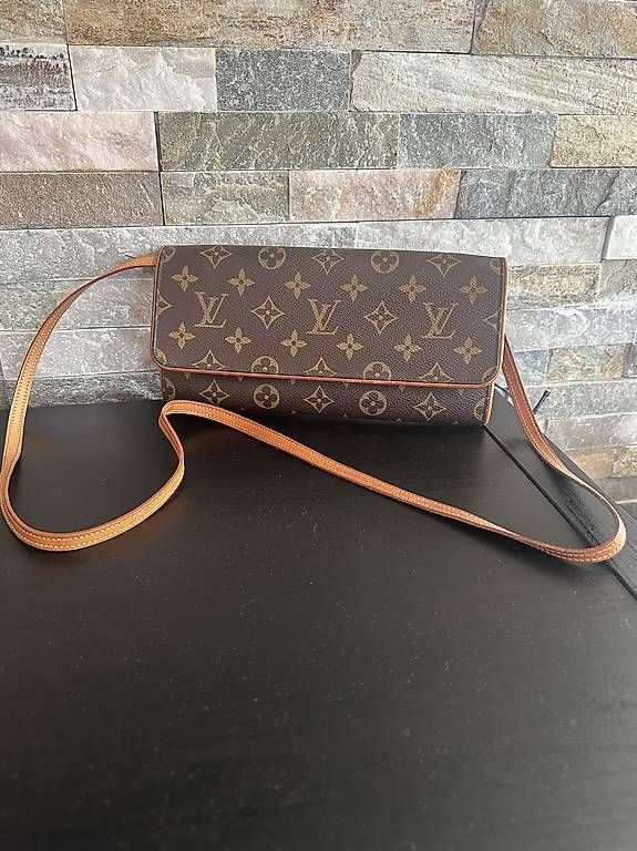 Borse da donna: Louis Vuitton Pochette – Usato da Reichenburg venduto da Roxy002