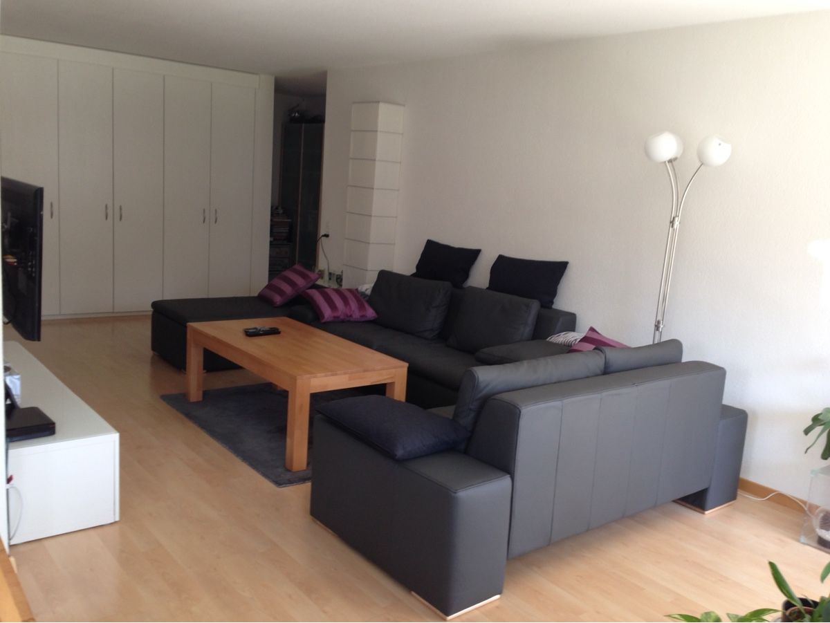 Sofas: Schubiger Sofa Seline Leder Graphit 2,5 Sitzer – Gebraucht aus Dietikon von Nieselchen 3