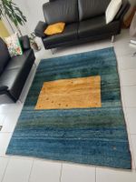 Gabbeh-Teppich blau/grün mit sonnengelbem Zentrum, 1.9×2.7m
