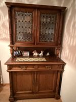 Vitrinenschrank mit Glasfronten und Schubladen antik Holz