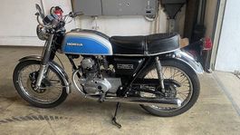 Moto HONDA CB 125 K de 1977 avec seulement 16'000km