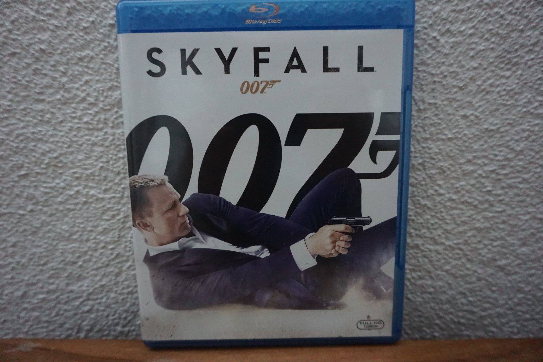 Tutti i DVDs: *SKYFALL* 007 James Bond (Blue Ray) – Usato da Hochdorf venduto da Aguadulce