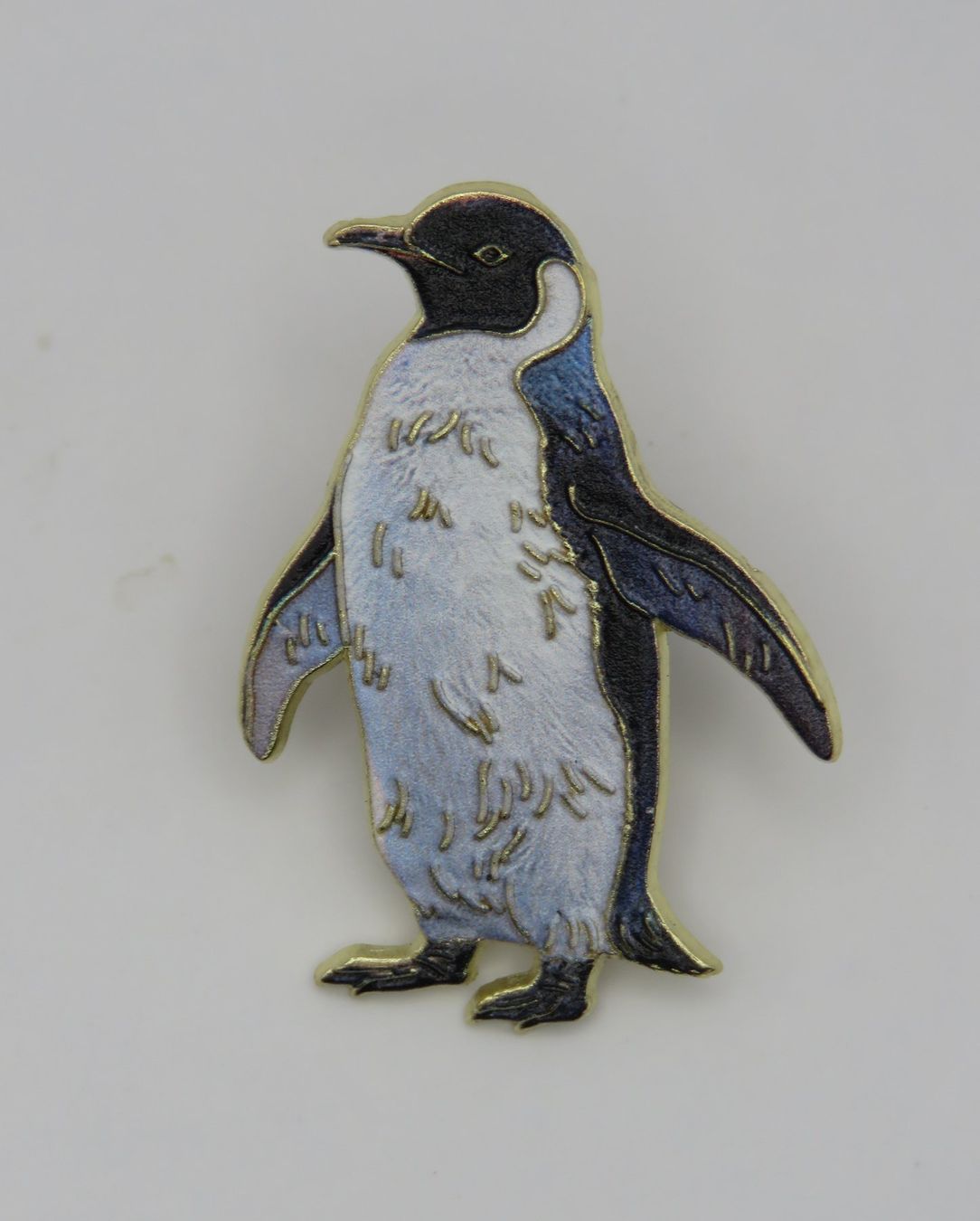 Broschen & Nadeln: 3x PIN - ADLER - KARDINAL VOGEL - PINGUIN - Neu – Neu und originalverpackt aus Grenchen von Yamahwildstar16 6