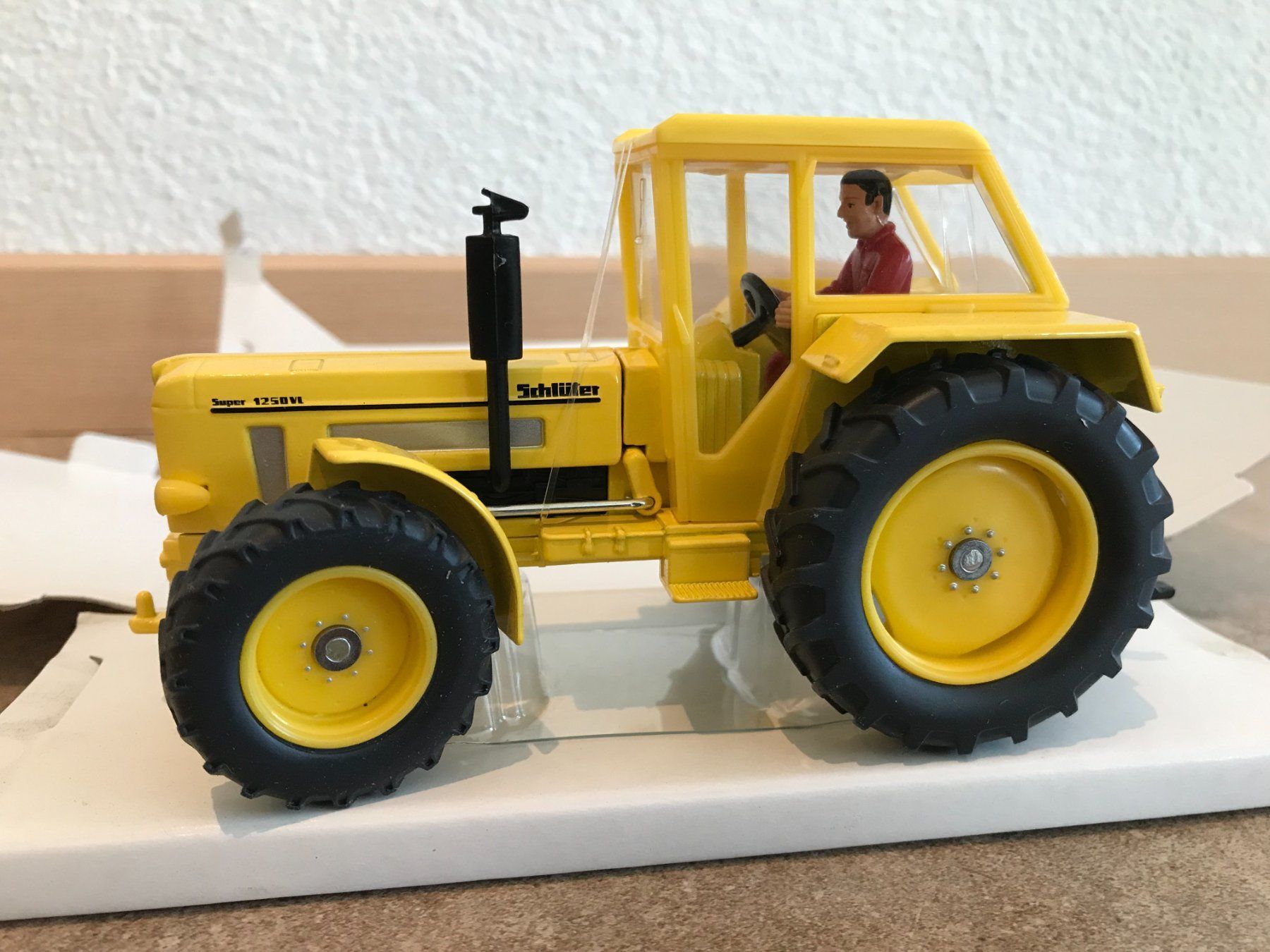 Traktoren: SIKU Schlüter Super 1250VL – Neu und originalverpackt aus Kreuzlingen von Stefan1150