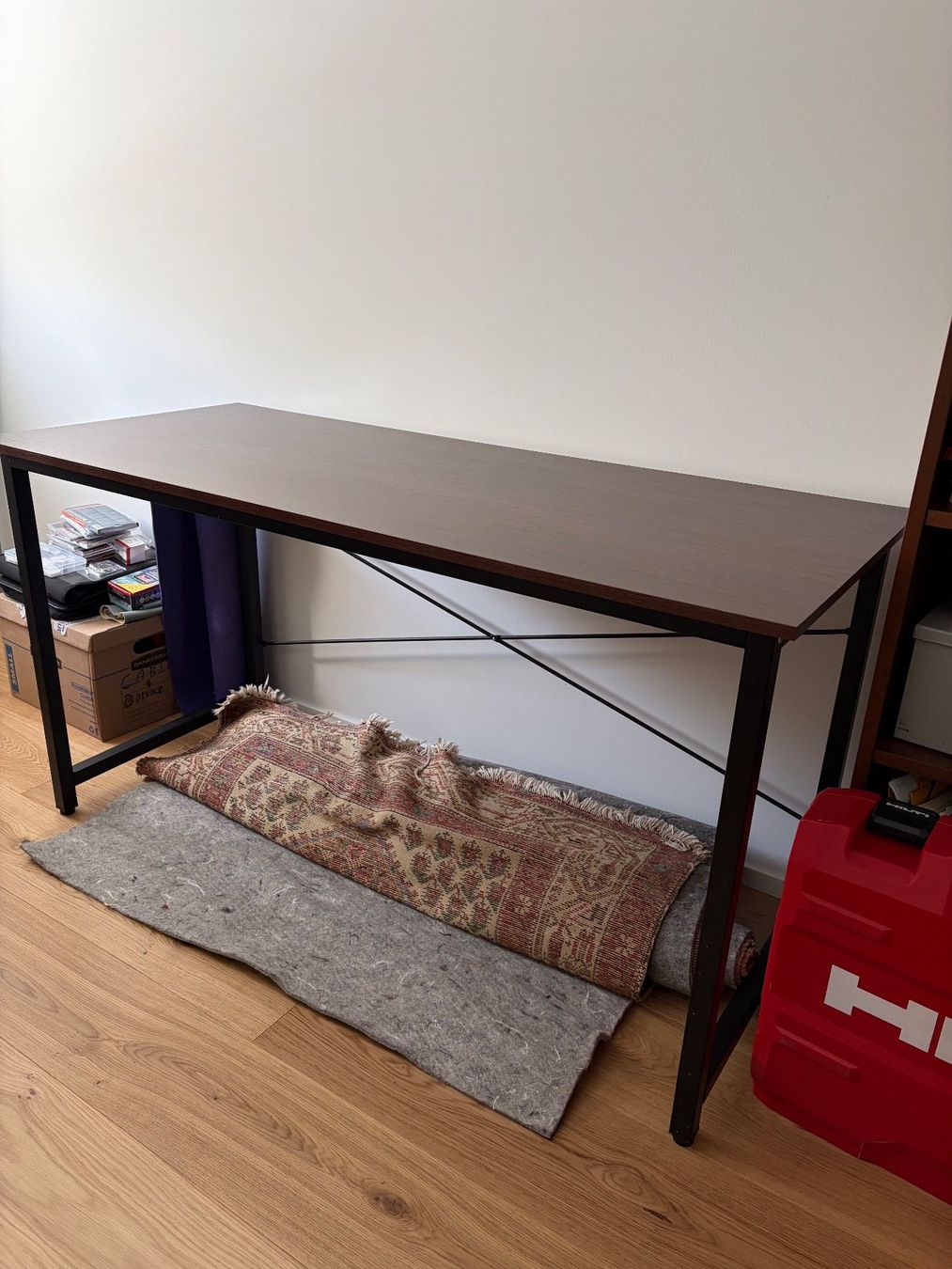 Scrivanie: Clean Desk for Home Office – Usato da Zürich venduto da sci_8hn2