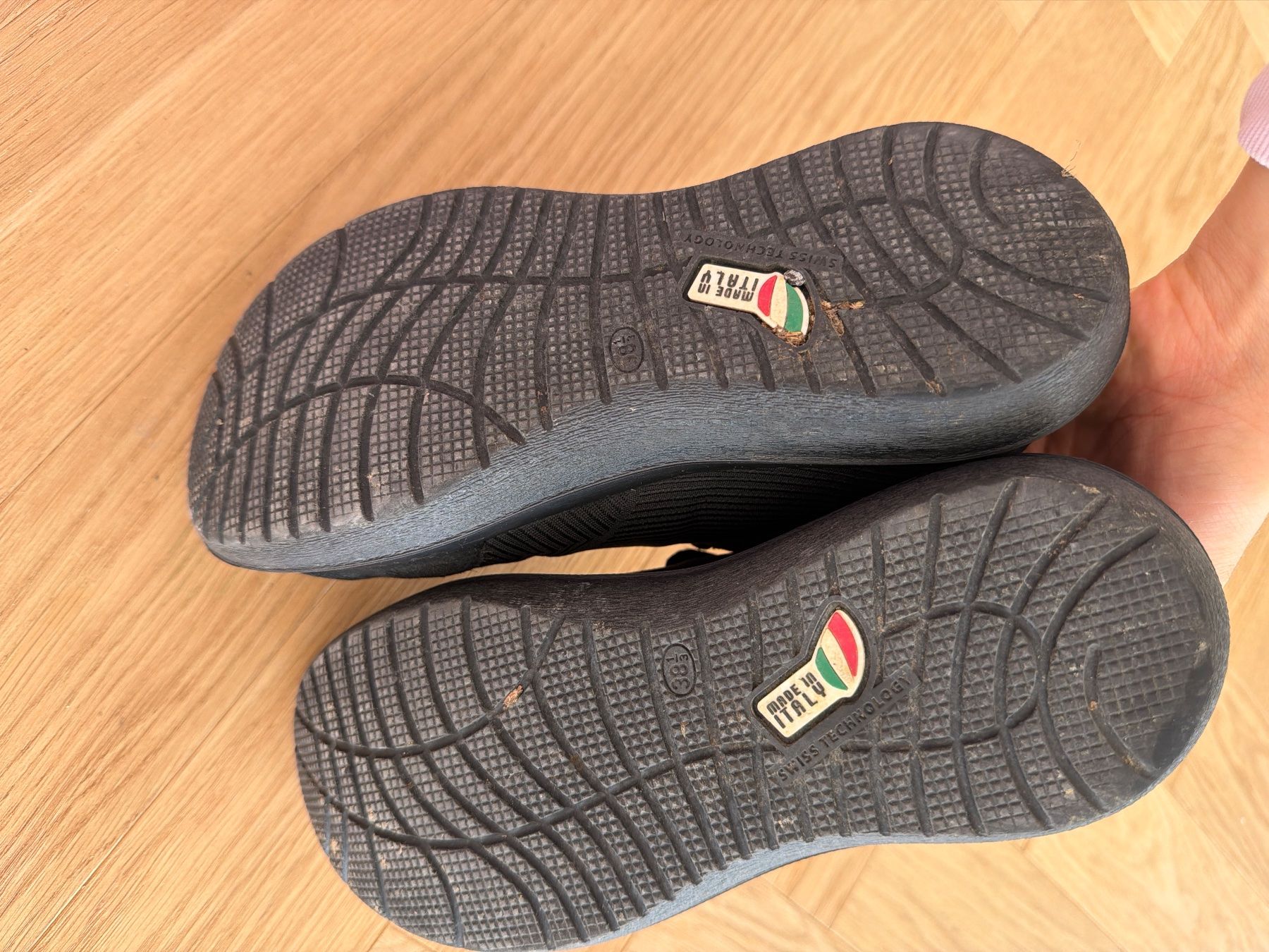 Kybun Chaussures femmes: Kybun Sneaker mit Wildleder 38 1/3 – D'occasion à Roggwil TG par est_r5x7 2