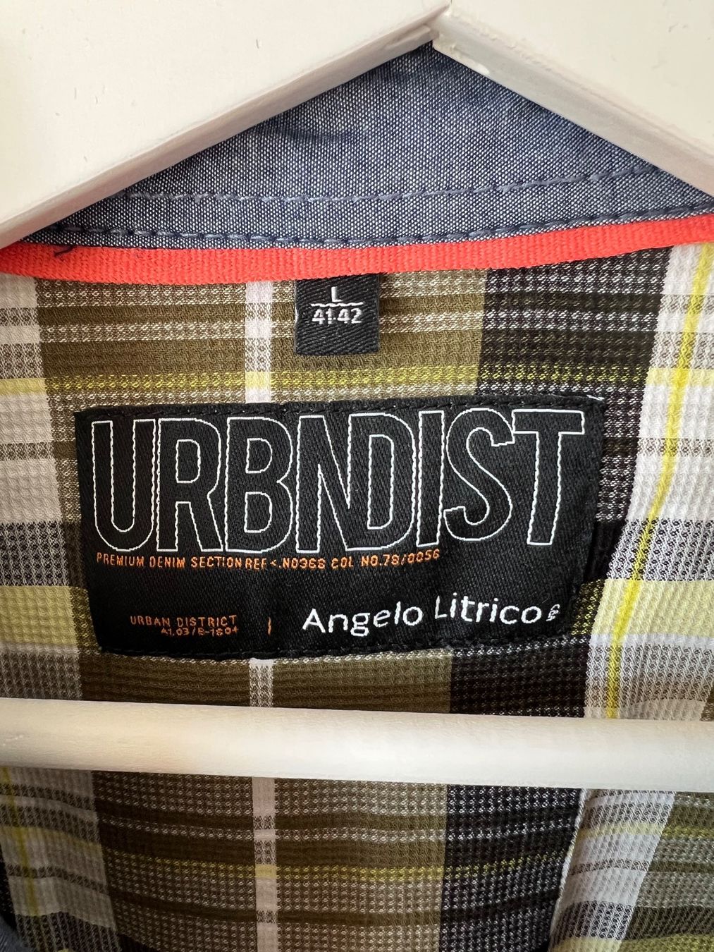 Camicie: Schönes Kurzarmhemd L/41-42 – Usato da Lengnau BE venduto da Rubin27 2