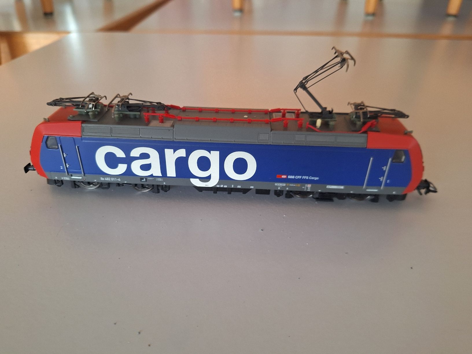 Trix Modellini di ferrovie: TRIX Cargo Lok H0 – Nuovo (secondo la descrizione) da Allschwil venduto da elbasileo 1