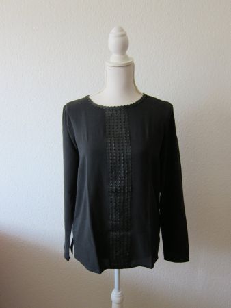 Bluse mit Besatz