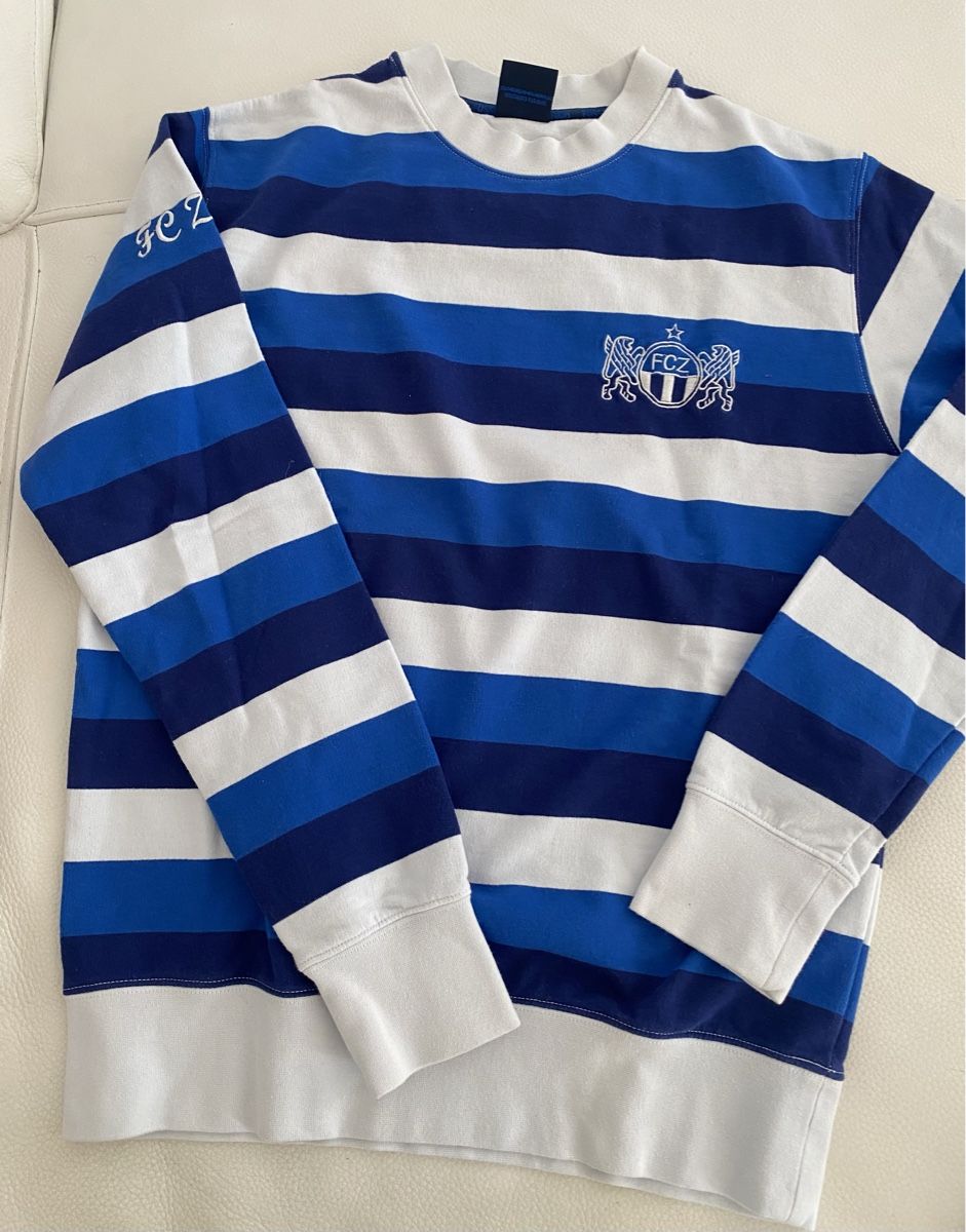 FCZ Pulls & Sweat-shirts: FC ZÜRICH Pullover – D'occasion à Opfikon par Luis144