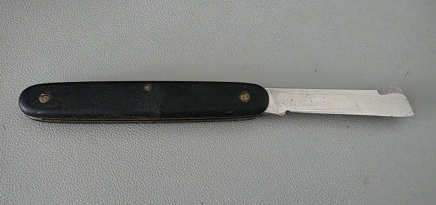 Victorinox Coltelli tascabile: Victorinix Sackmesser – Usato da Niederuzwil venduto da 262305 4
