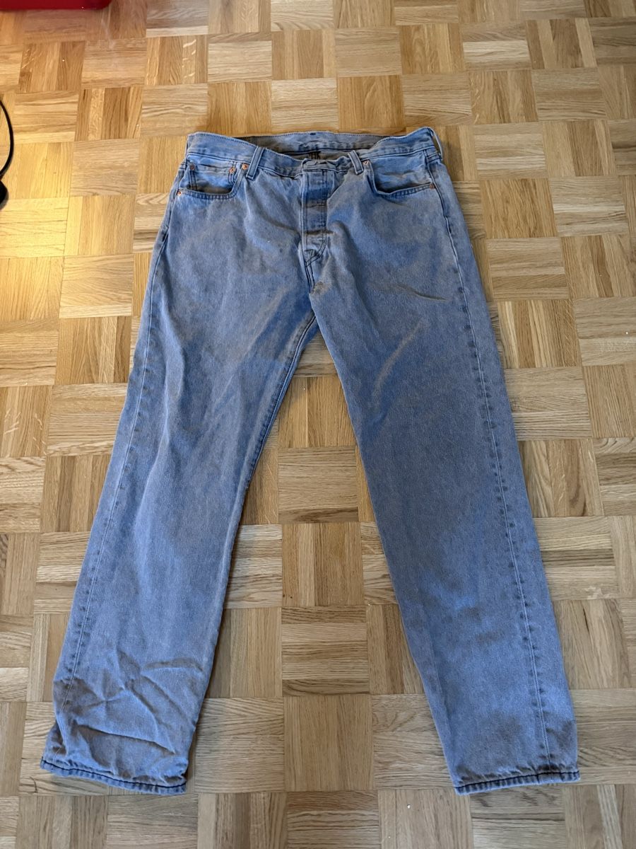 Levi's Jeans: Levis Hose Grau Grösse W36/L32 – Usato da Solothurn venduto da EmanuelKummer