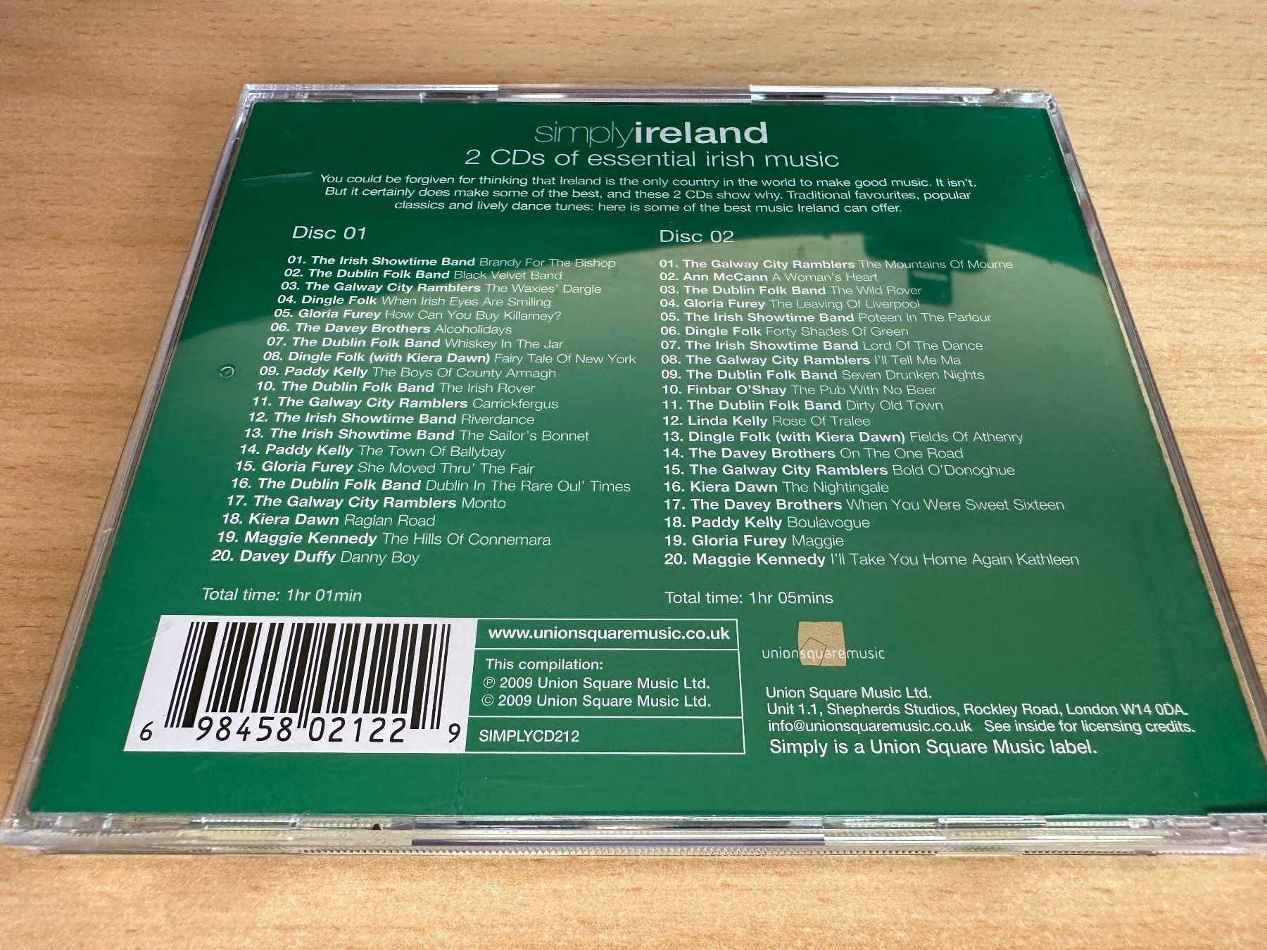 CD: Various – Simply Ireland - 2 CD – Usato da Rikon im Tösstal venduto da Alpenmutz 1