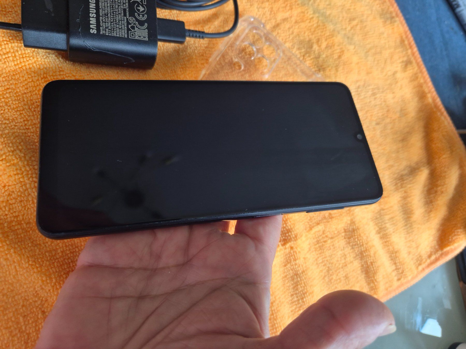 Samsung Portables: Samsung A22 black 64gb Duos – D'occasion à St. Gallen par Juhasli 2