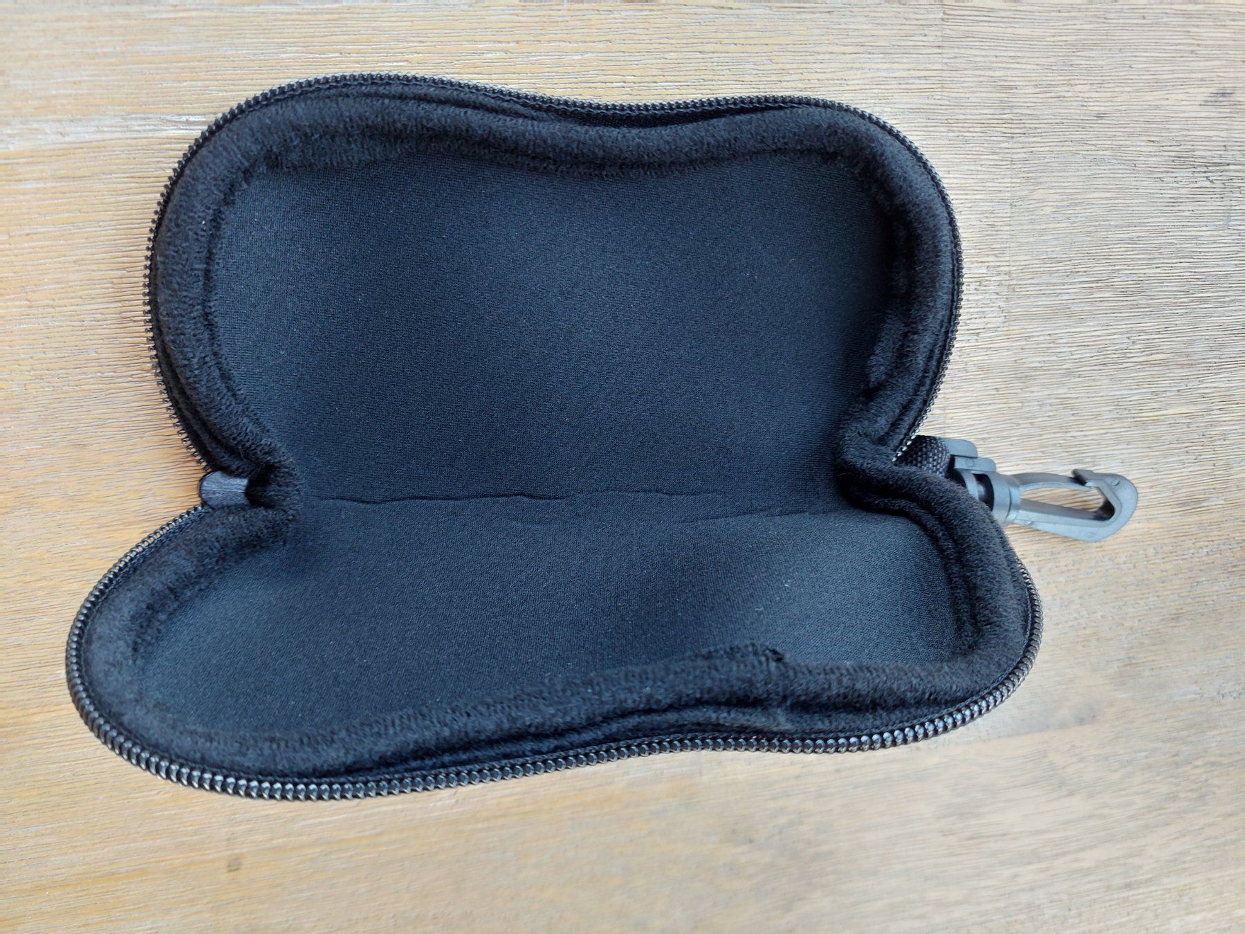 Sonstige Kleidung & Accessoires: Vespa Brillenetui – Neu (gemäss Beschreibung) aus Zürich von makimakimak 1