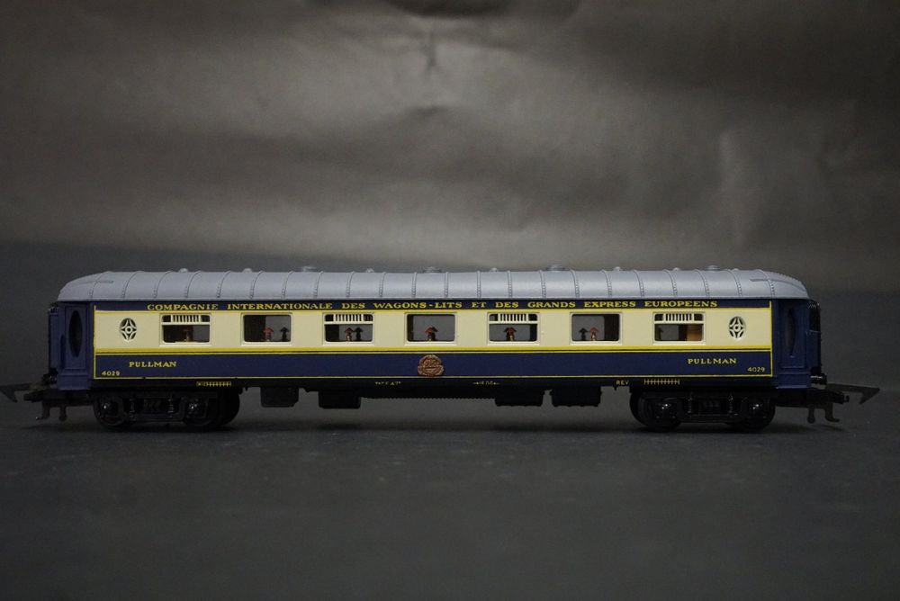 PLAN FERROVIAIRE CROQUIS Voiture Transatlantique Pullmann à Bogies
