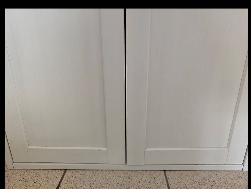 Armadi: White Wall Cabinet with Double Doors – Usato da Genève venduto da Noemie.wrmsi 4