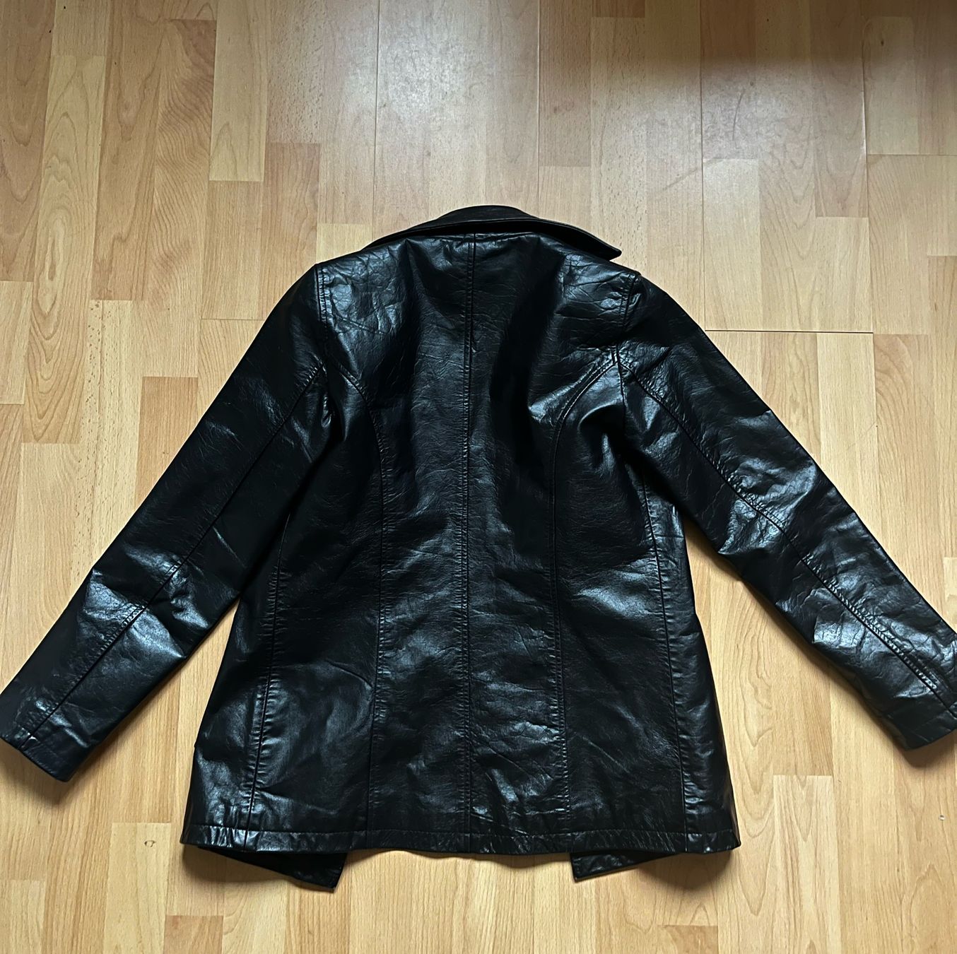 Jacken: Black leather jacket, size S – Gebraucht aus Basel von das_7wzs 5