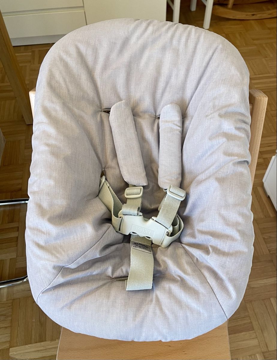 Stokke Seggioloni: Stokke Newborn Schale Grau – Usato da Döttingen venduto da manuh90