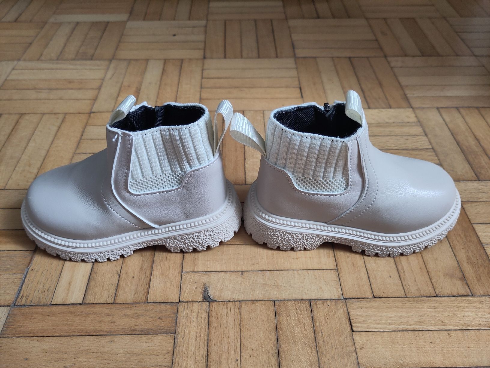 Chaussures filles: Kinderschuhe, Grösse 23 – Neuf (Voir description) à Zürich par ili_jzy7 3