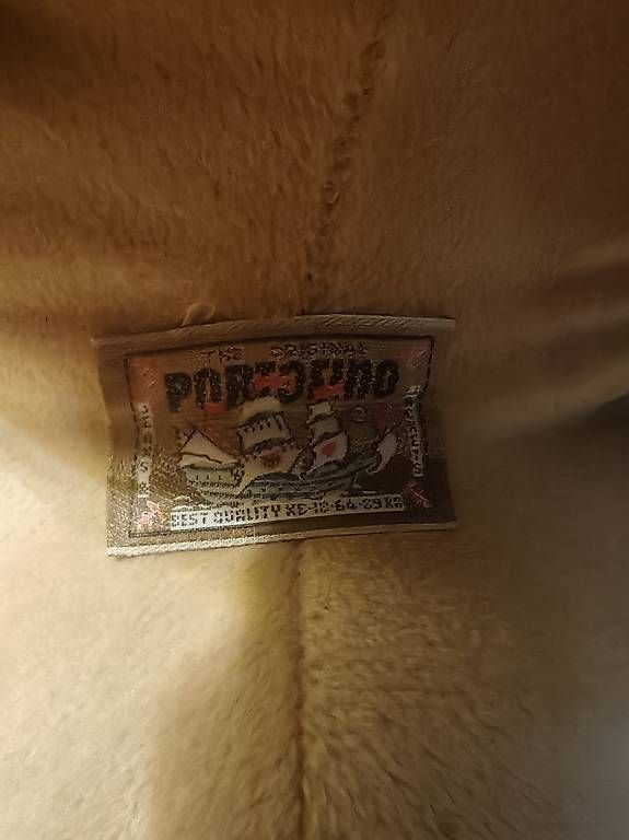 Spielzeuge: Grosser Teddybär mit Kleid  ca. 1,1m – Gebraucht aus Beckenried von pie_7w2s 1