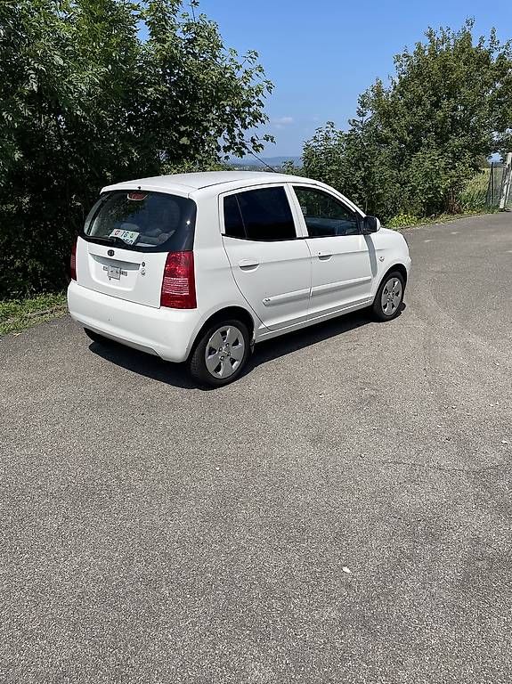 Automobili: Kia Picanto 1.1 mit MFK – Usato da Steckborn venduto da ale_s8kg 2