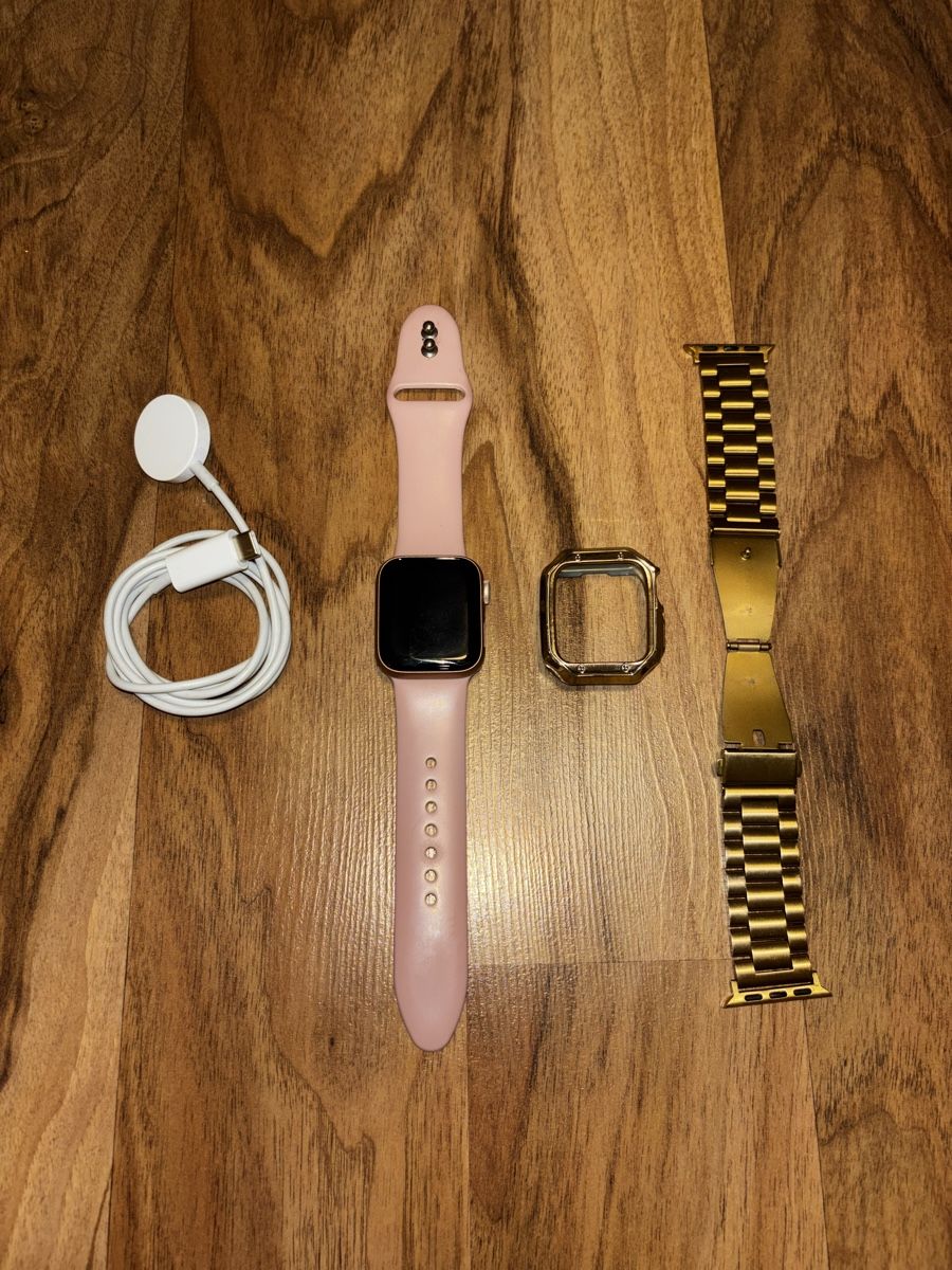 Apple Smartwatch: Apple Watch Series 5 | Rose Gold | 40mm – Gebraucht aus St. Gallen von NPC_mit_Twint