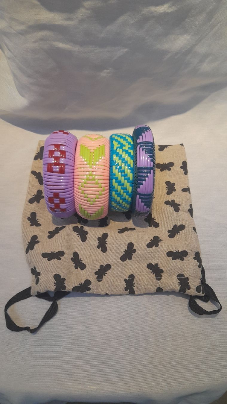 Bracelets: Week-end Max Mara, bracelets multicolores – Neuf avec emballage d'origine à st.gallen par The_Rag_Picker. 4