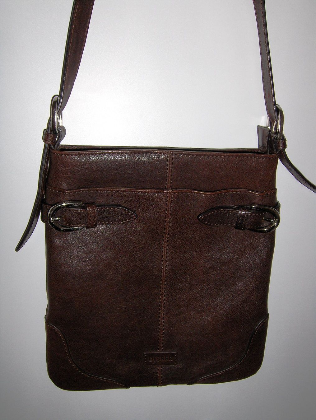 Taschen für Damen: Leder Umhängetasche von DISSER – Gebraucht aus Dübendorf von alracfo
