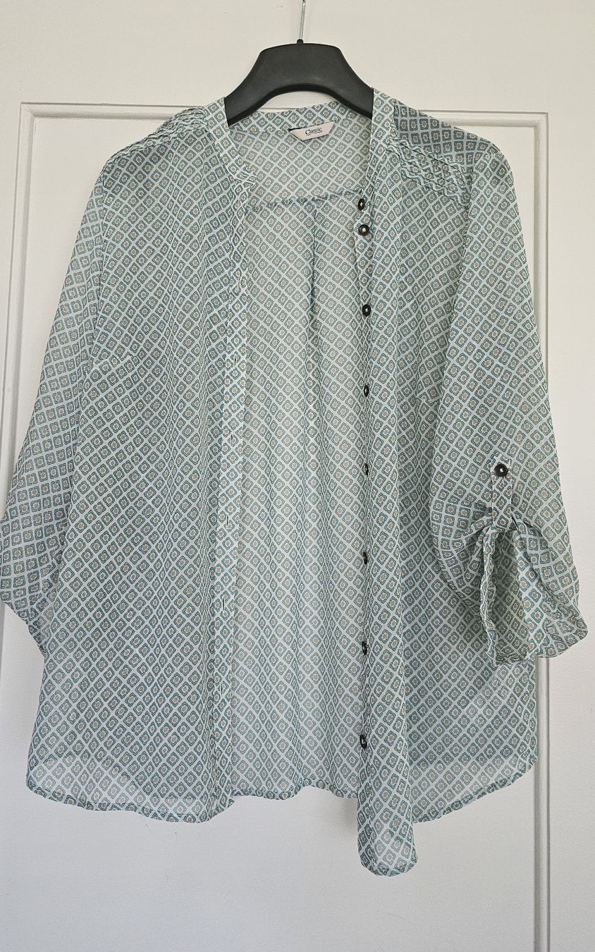 Camicette: Bluse Langarm mintfarben mit Muster Grösse M – Usato da Aarau venduto da Mery6