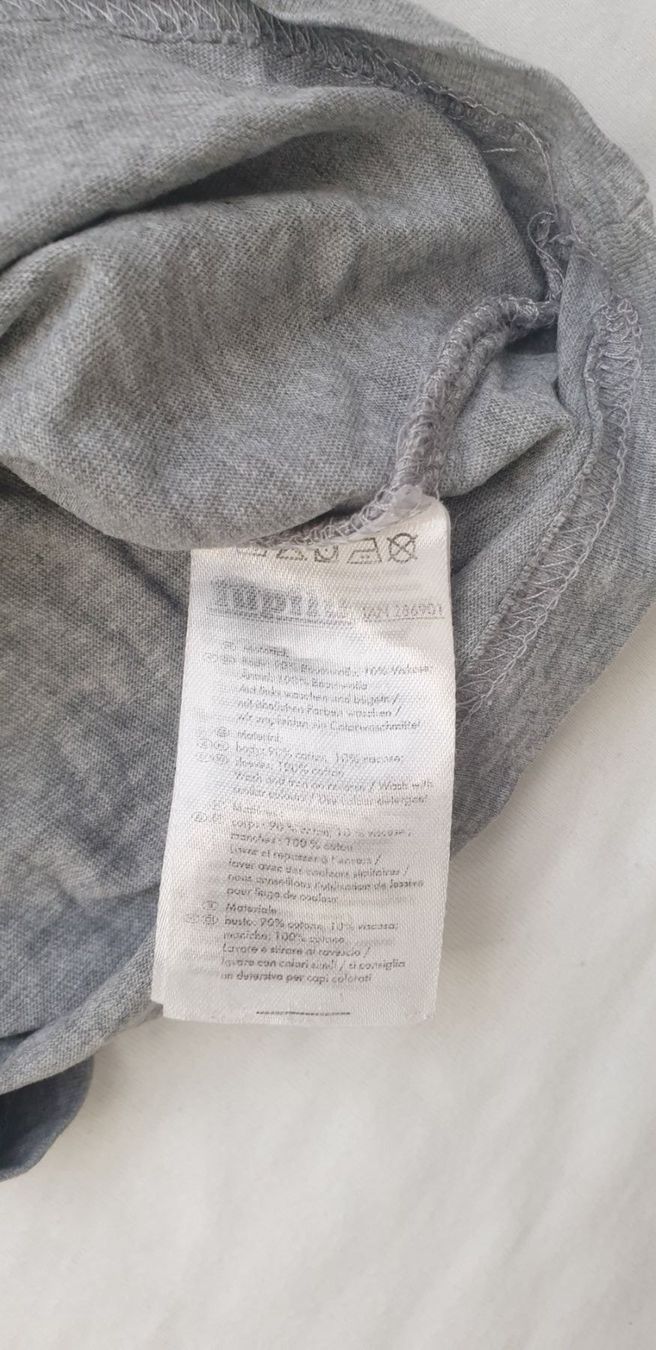 Camicie, T-shirt & Polo: 2 Langarmshirts - Gr 86-92 - Galaxy – Usato da Affoltern am Albis venduto da nyi_ph9f 4