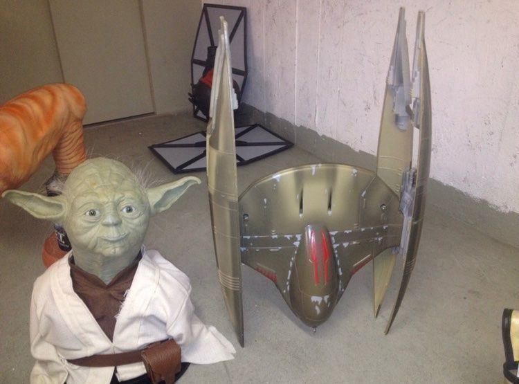 Statuette: Seltenes Droid Fighter Modell  STAR WARS not Sideshow – Usato da Schlieren venduto da Moviepropde 1