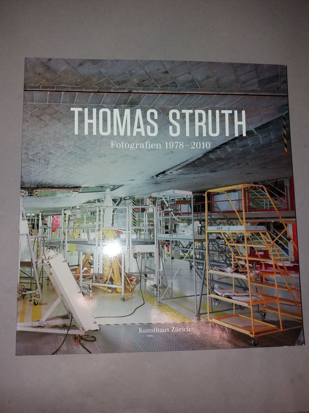 Libri: FOTOKLASSIKER Thomas Struth Zürich – Usato da Welschenrohr venduto da Regool 1