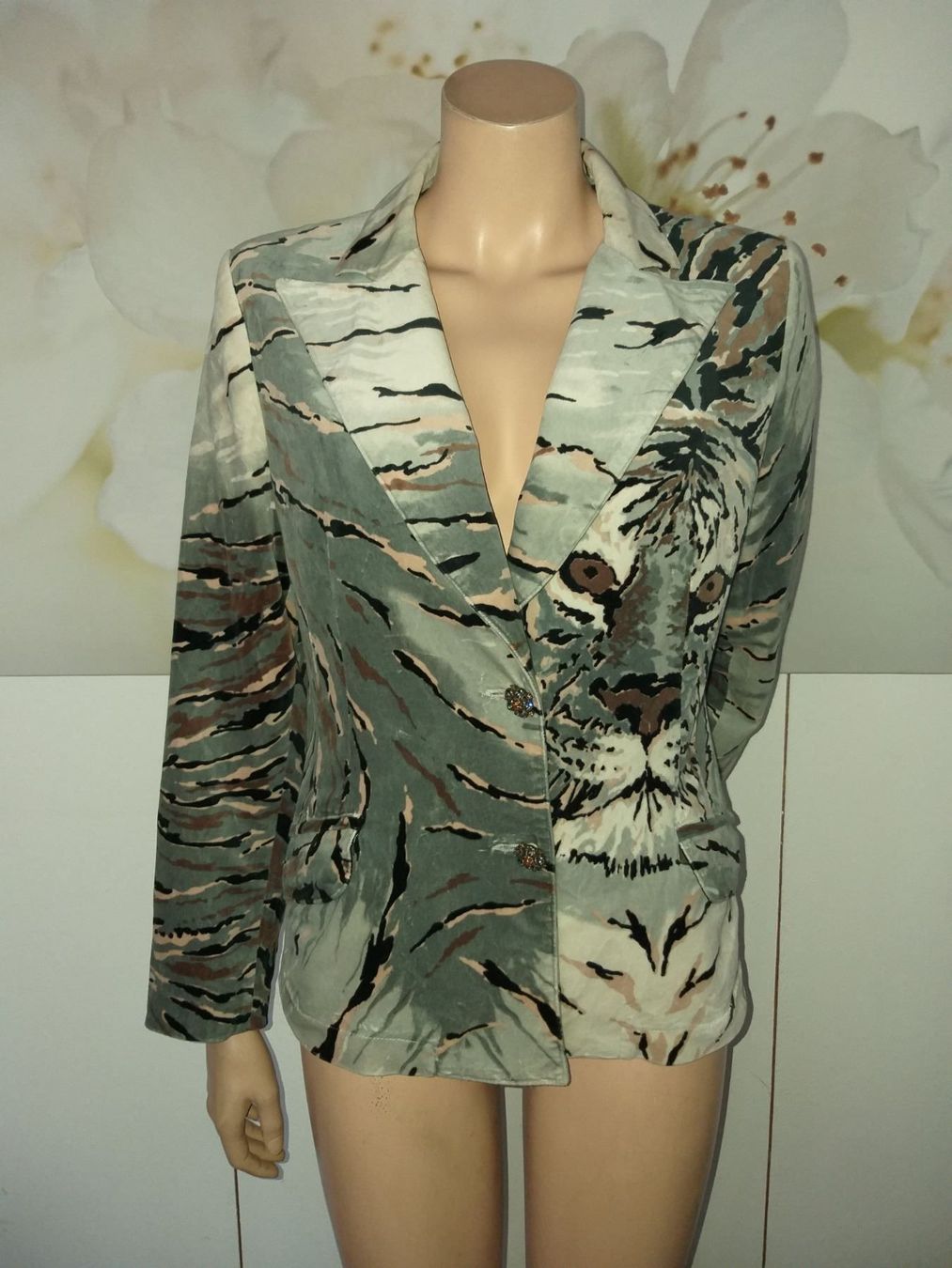 Giacche: ANGELO MARANI Blazer taille / Grosse 42 CH (48 IT) – Usato da Cossonay-ville venduto da Super-Price-Quality 1
