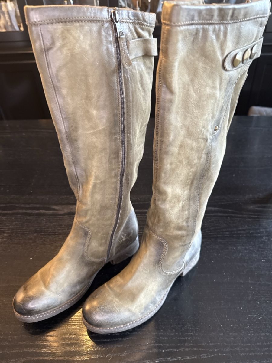 Mjus Scarpe da donna: Botte Mjus 40 presque neuve – Nuovo (secondo la descrizione) da la chaux de fonds venduto da netspockette