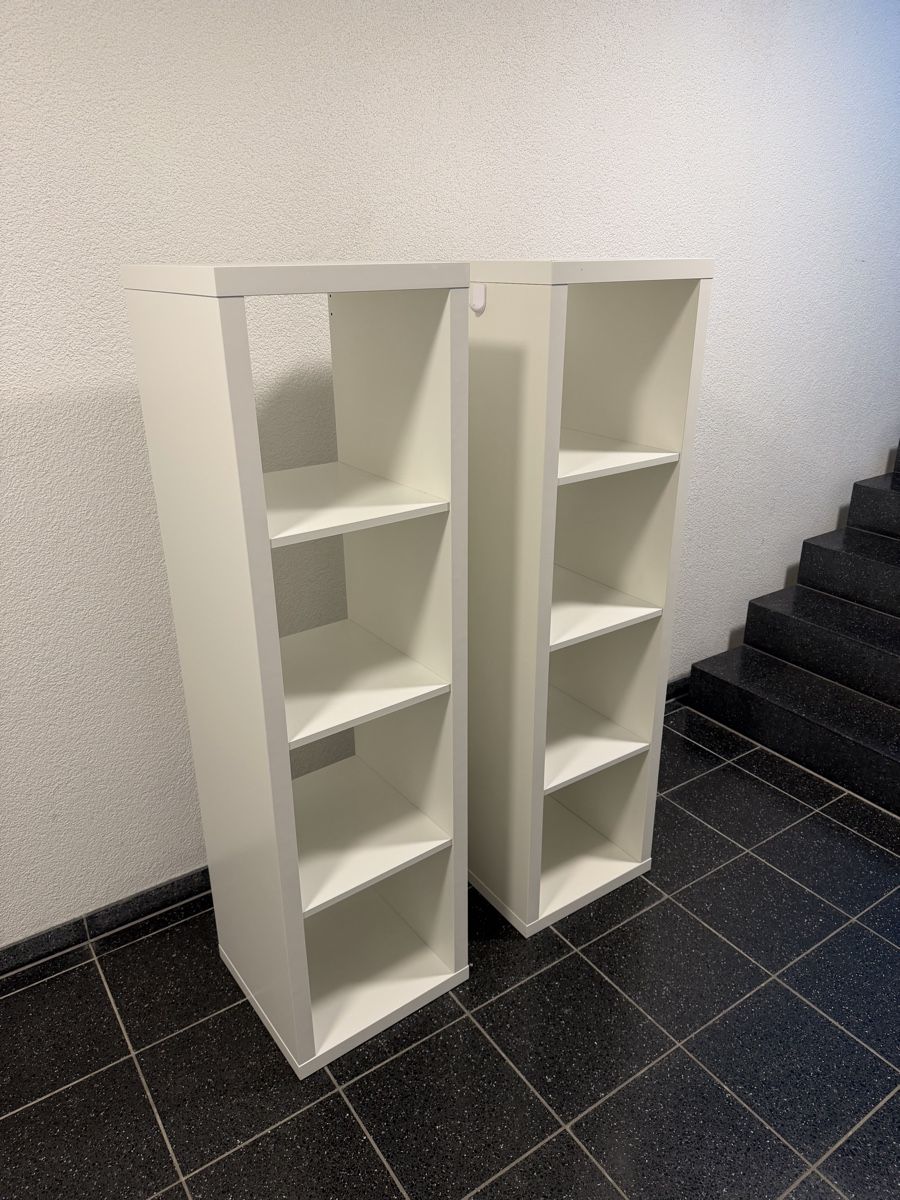 Scaffali: KALLAX Regal, weiß, 42x147 cm – Usato da Uitikon Waldegg venduto da omega1966robert 1