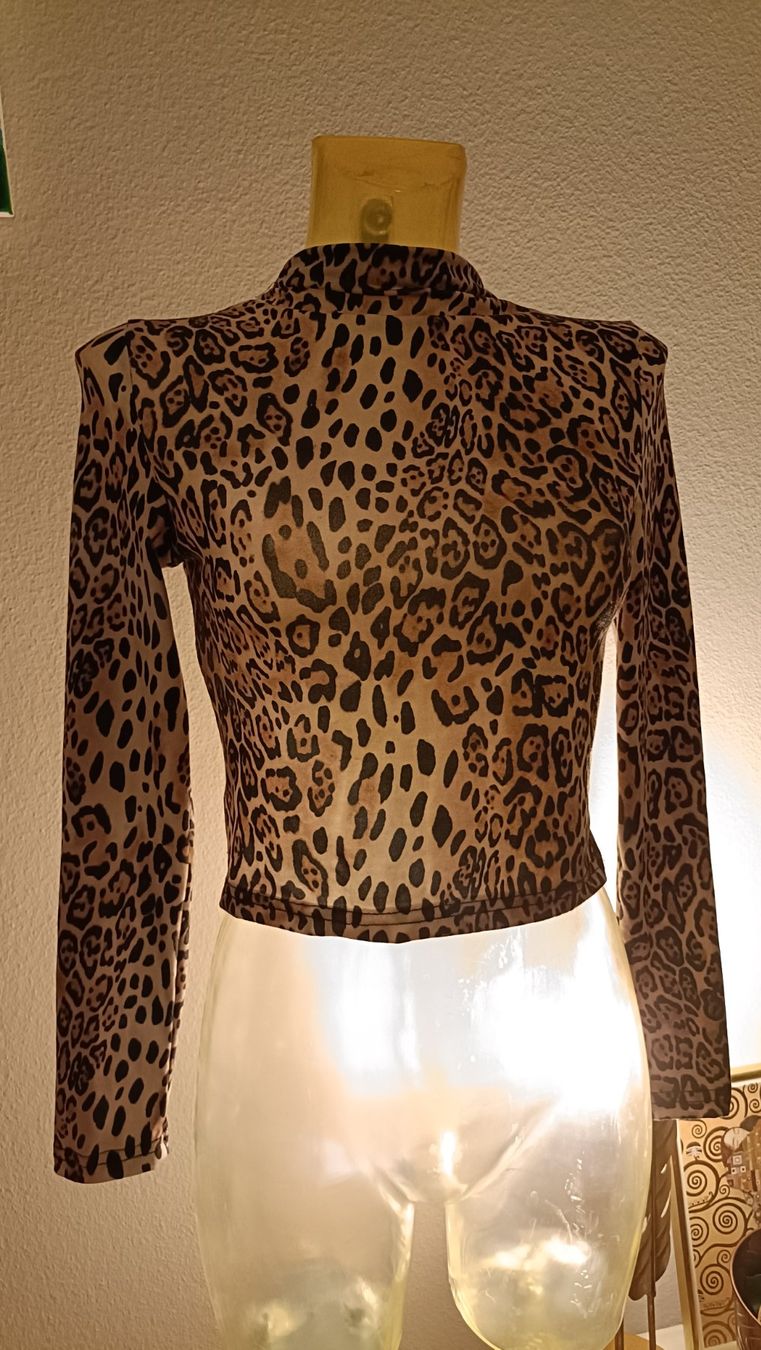 Tops: Damen Top Gr. 36 – Gebraucht aus Dübendorf von Me_sa