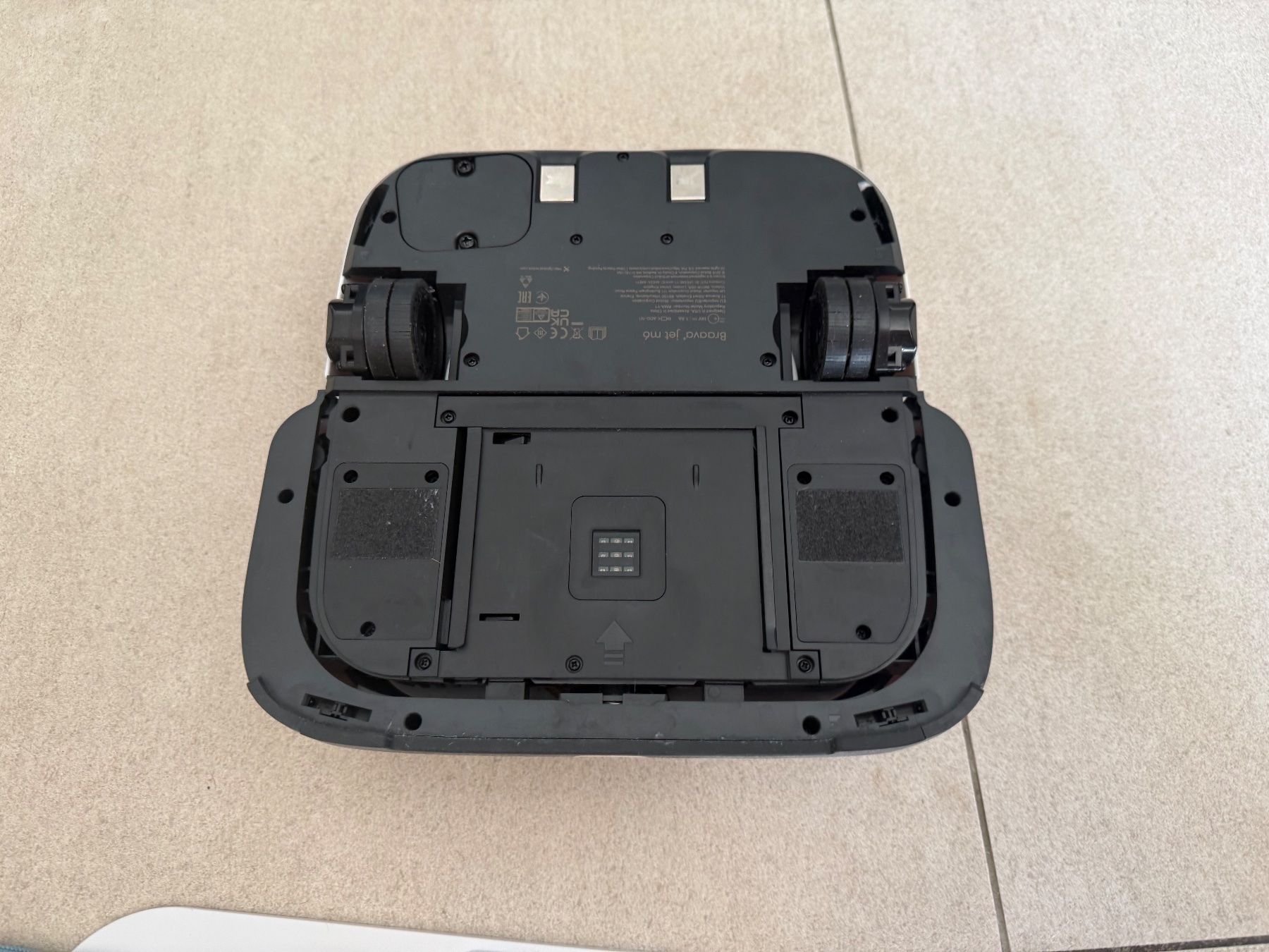 Irobot Aspirapolveri & Accessori: iRobot Braava Jet M6 – Usato da Nyon venduto da Olivier22 2