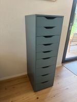 Kommode mit Schubladen