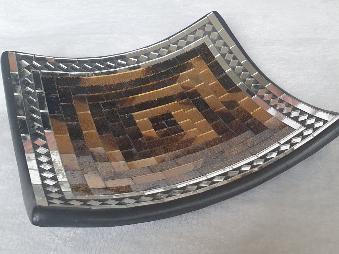 Ciotole: Mosaikschale viereckig, gold-braun – Usato da Abtwil AG venduto da MaVo.0710 1